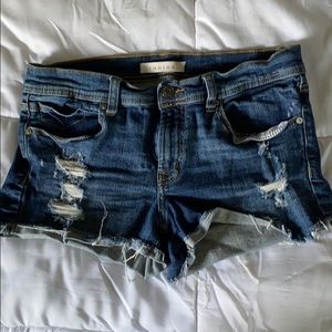 Distressed jean short